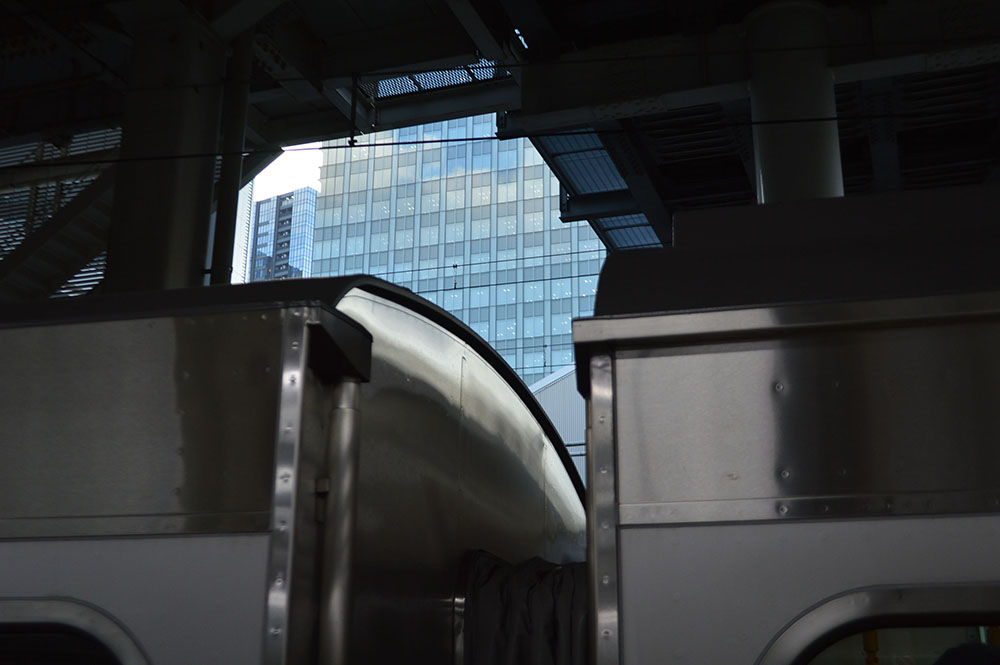 Sustina(左)と従来車の違い